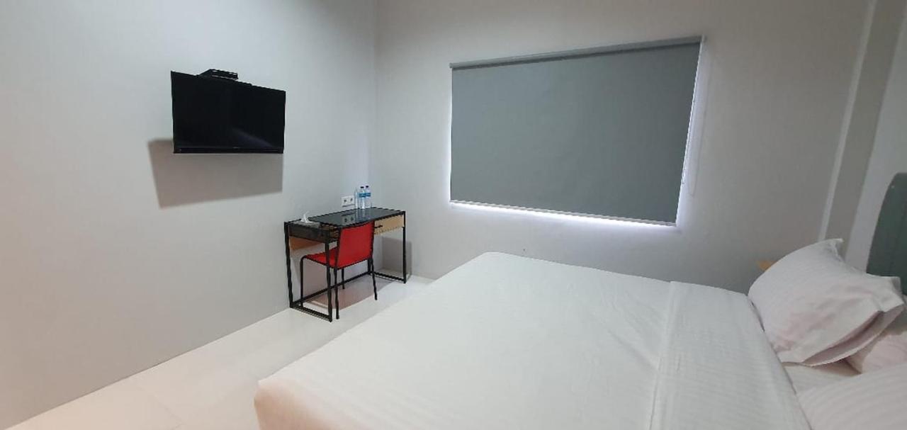 Reddoorz Plus Near Siloam Hospital Balikpapan Exteriör bild