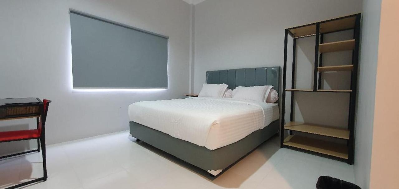 Reddoorz Plus Near Siloam Hospital Balikpapan Exteriör bild