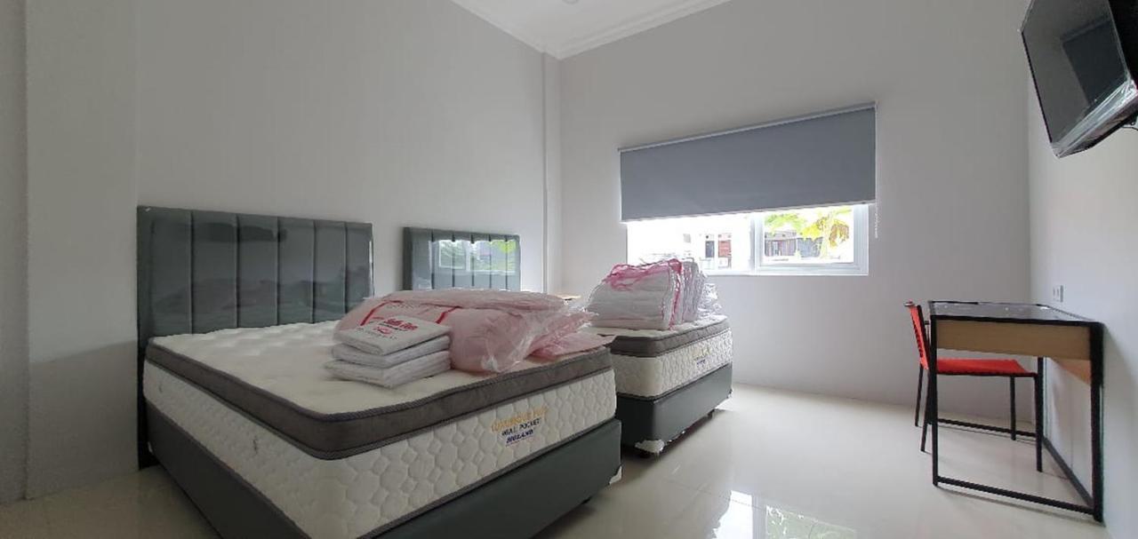 Reddoorz Plus Near Siloam Hospital Balikpapan Exteriör bild