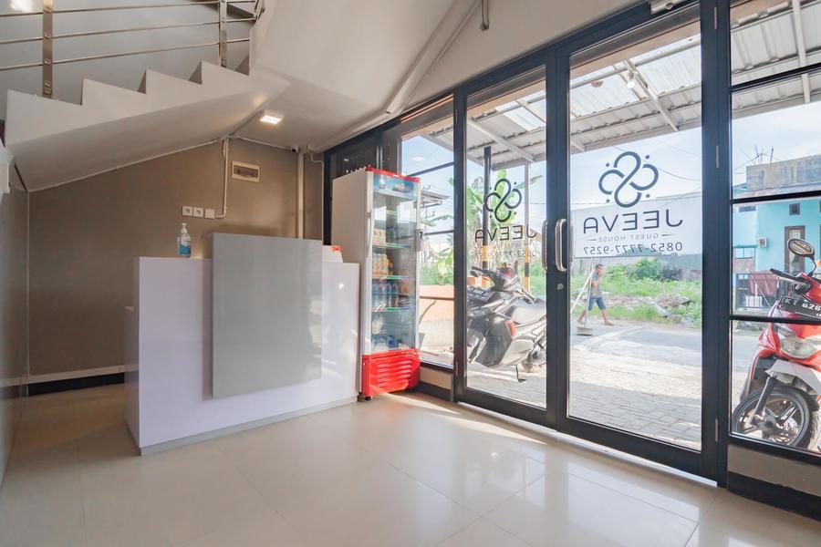 Reddoorz Plus Near Siloam Hospital Balikpapan Exteriör bild