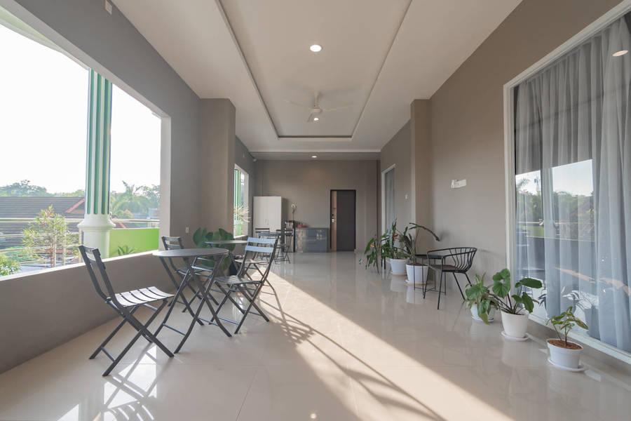 Reddoorz Plus Near Siloam Hospital Balikpapan Exteriör bild