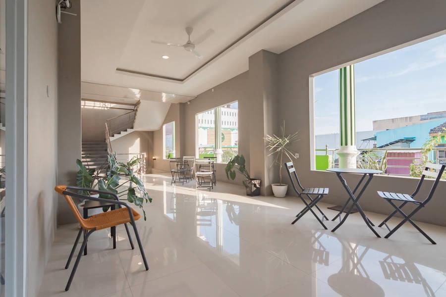 Reddoorz Plus Near Siloam Hospital Balikpapan Exteriör bild