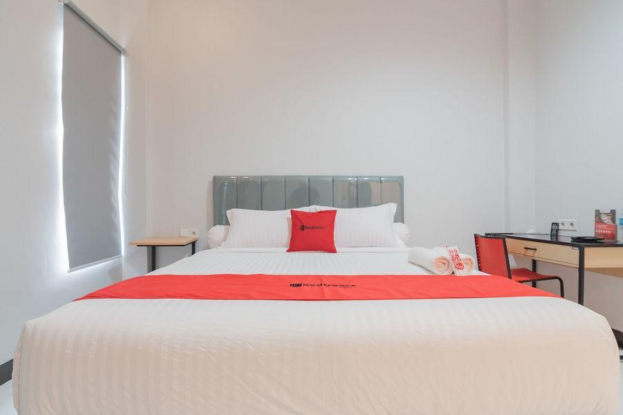 Reddoorz Plus Near Siloam Hospital Balikpapan Exteriör bild