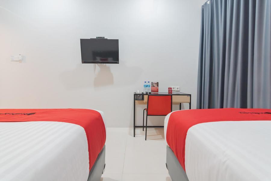 Reddoorz Plus Near Siloam Hospital Balikpapan Exteriör bild