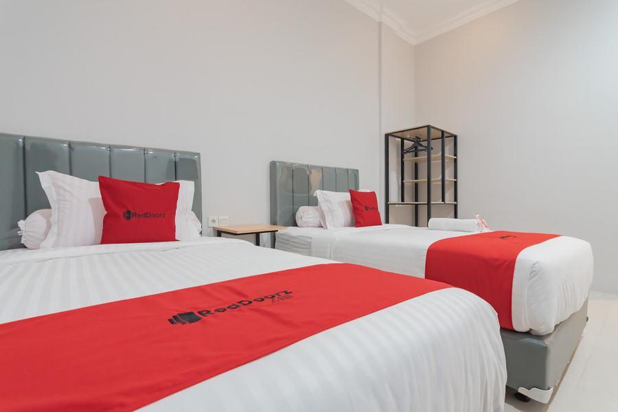Reddoorz Plus Near Siloam Hospital Balikpapan Exteriör bild